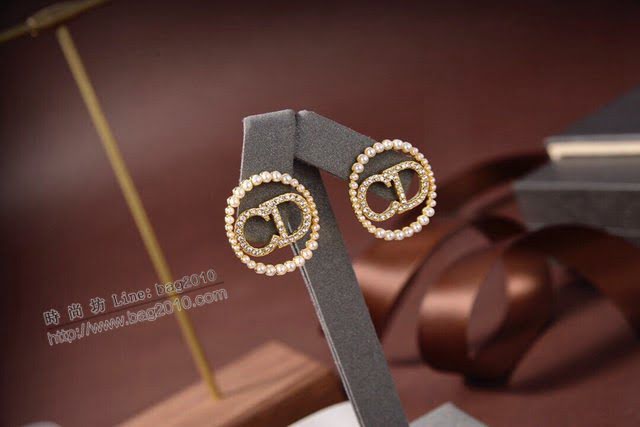Dior飾品 迪奧經典熱銷款CD珍珠耳釘  zgd1047